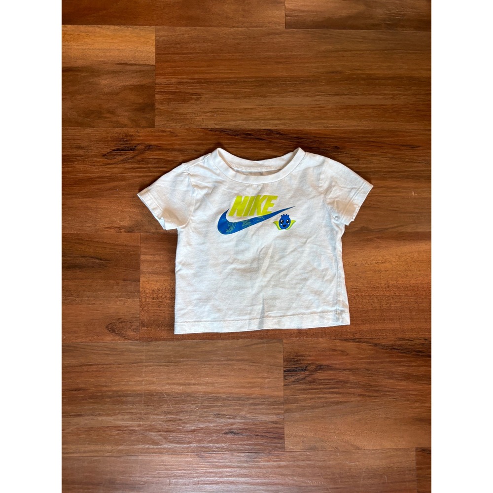 Nike Toddler Boys White Graphic T-Shirt Blue Swoosh Blueberry Logo Tee